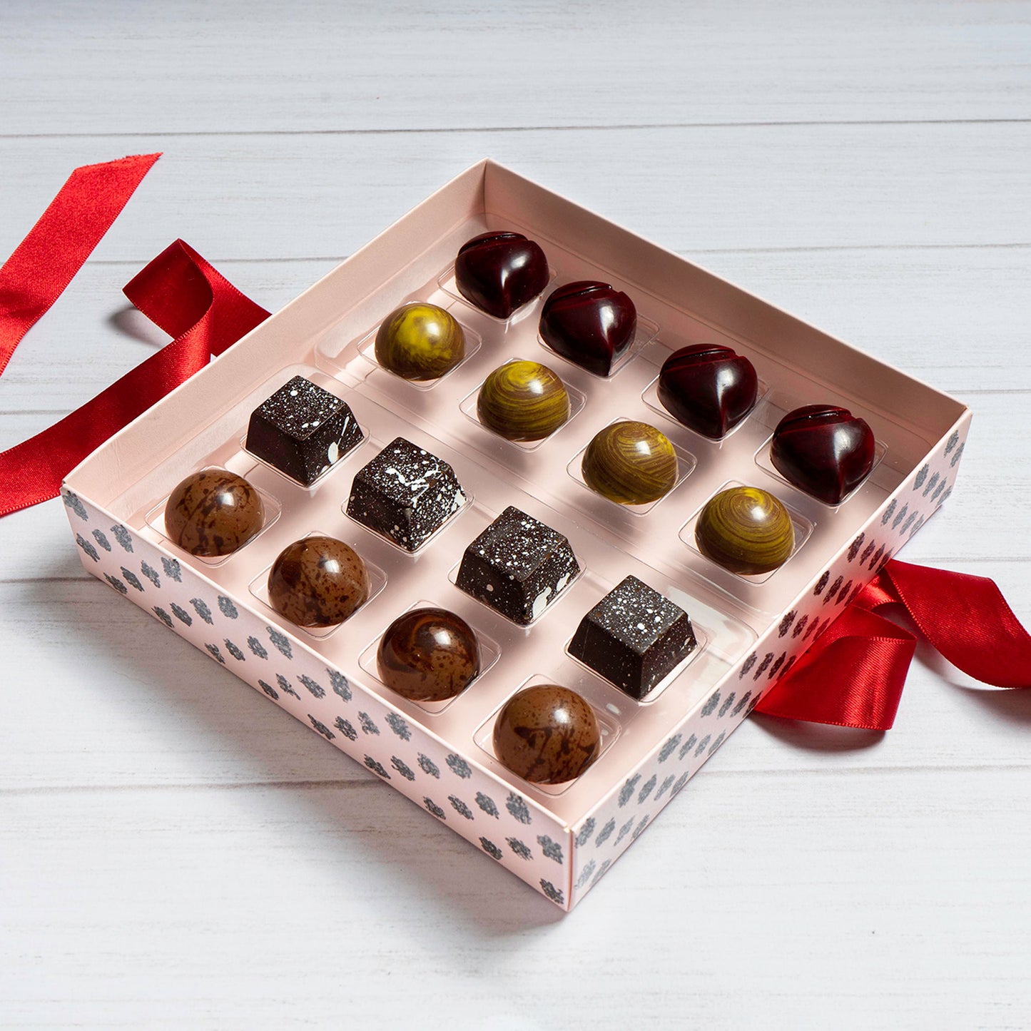 Chocolate artesanal, Caja de 16 unds